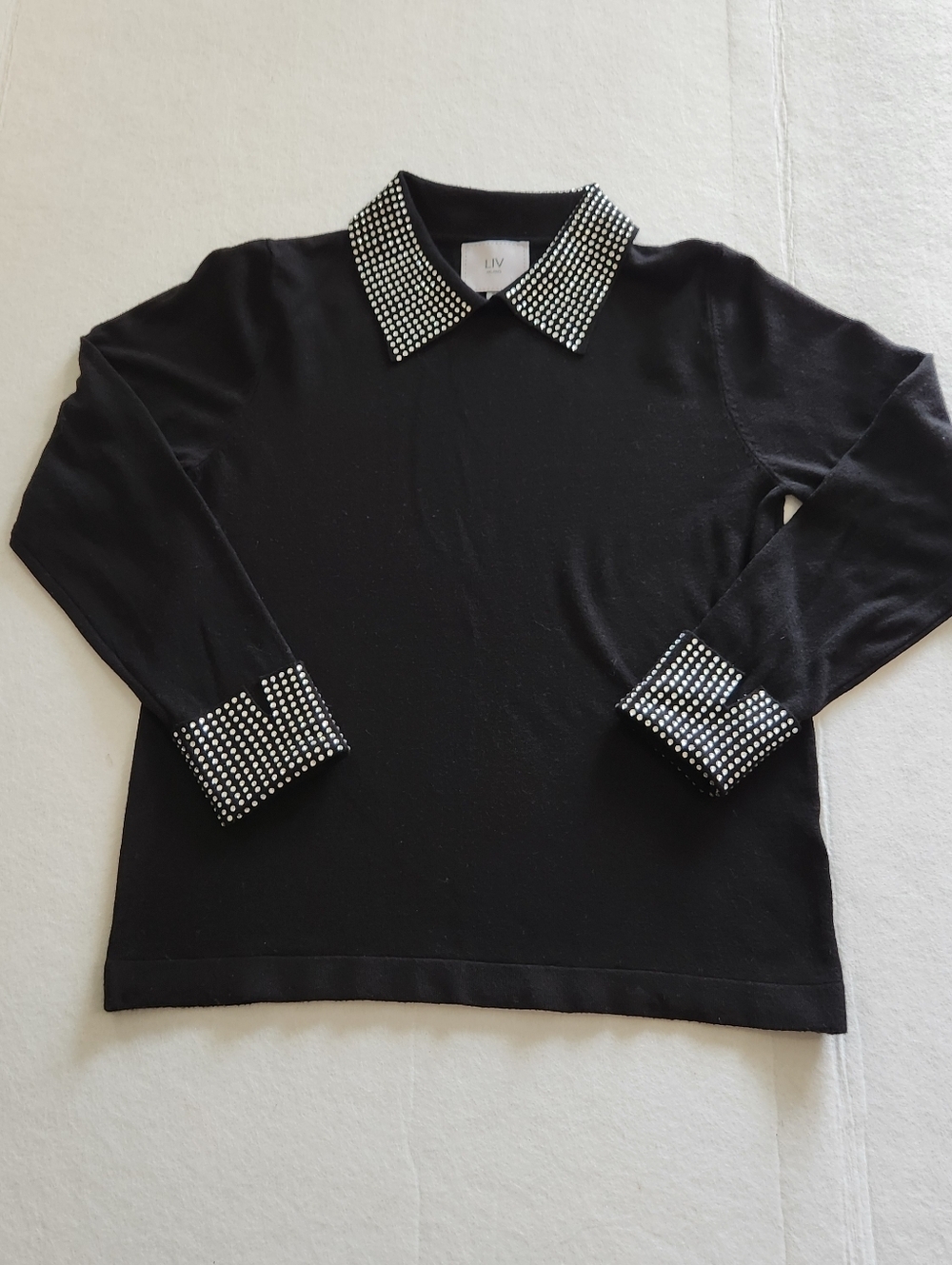 Liv Milano Black Jeweled Collar & Cuff Sweater Size Small
